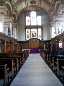 Interior Iglesia St James - Desde Los Libros
